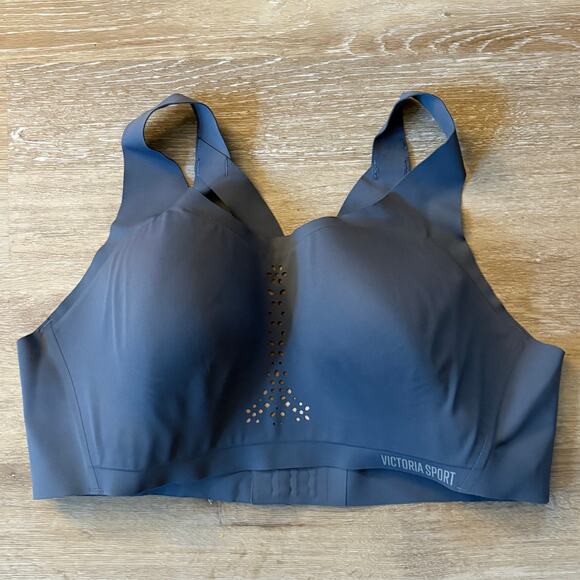Victoria’s Secret Sports Bra - Picture 1 of 4